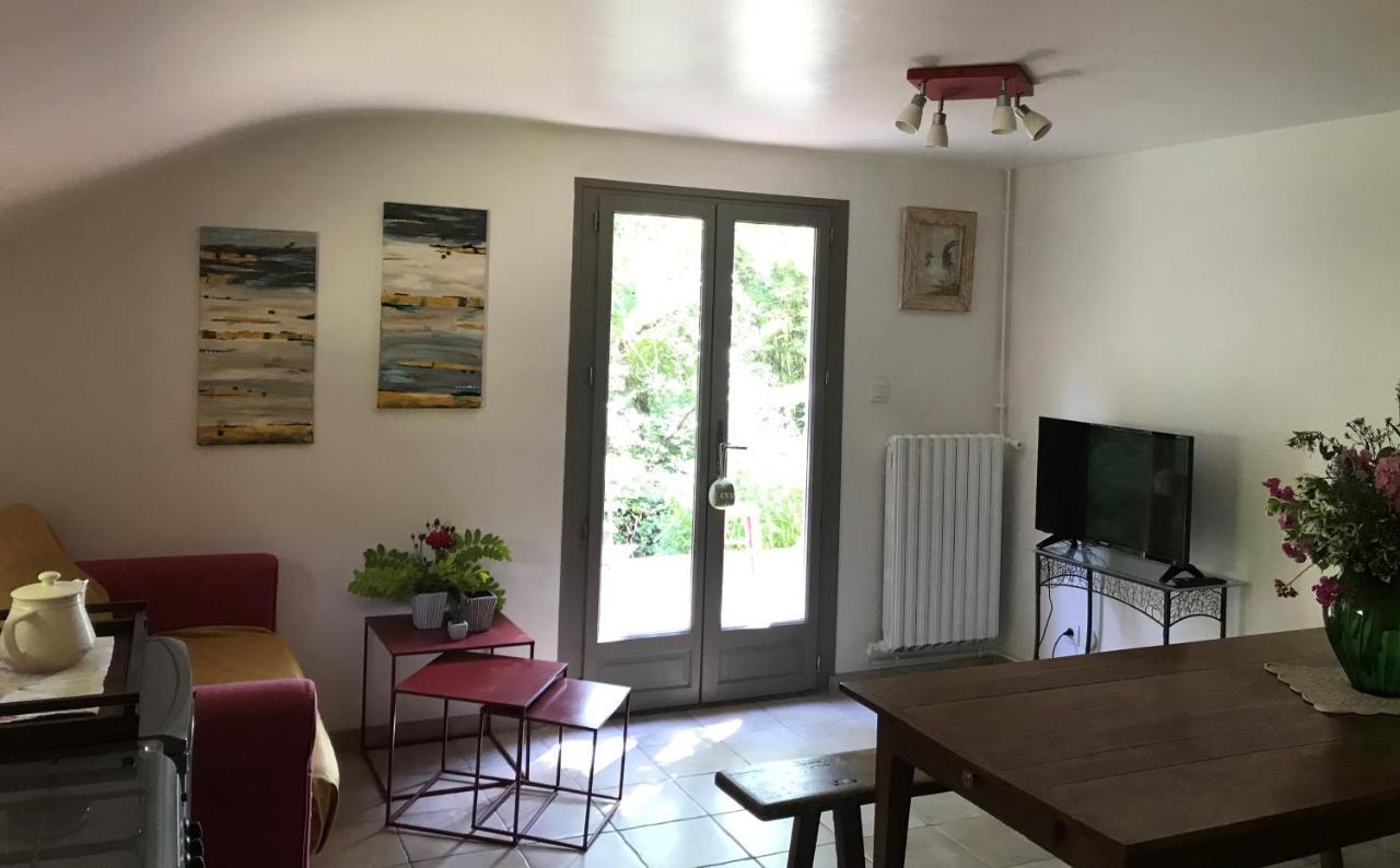 Bed and Breakfast Le Mesnil Dance  Екстер'єр фото